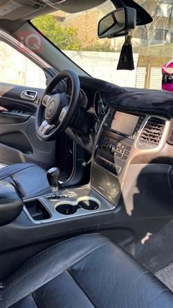 جیپ گراند شیرۆکی